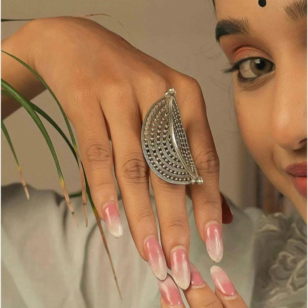 Silver Statement Finger Ring