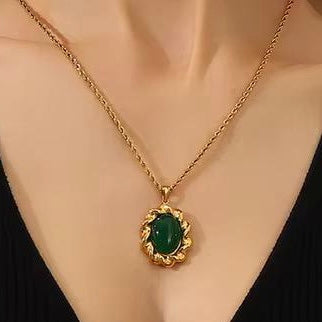 Add these trendy and beautifully, charm  crafted Gold & Diamond pendants with chains to your wardrobe & be ready for every occasion