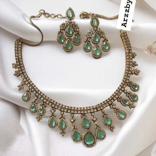 Mint AD Necklace Set
