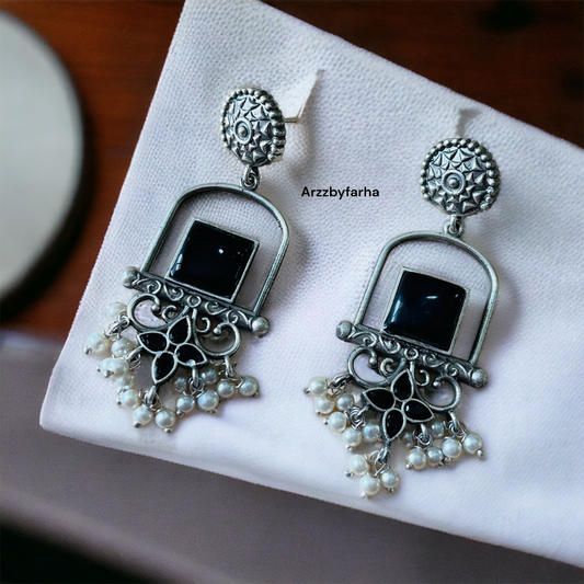 Aliza Dangler Earrings