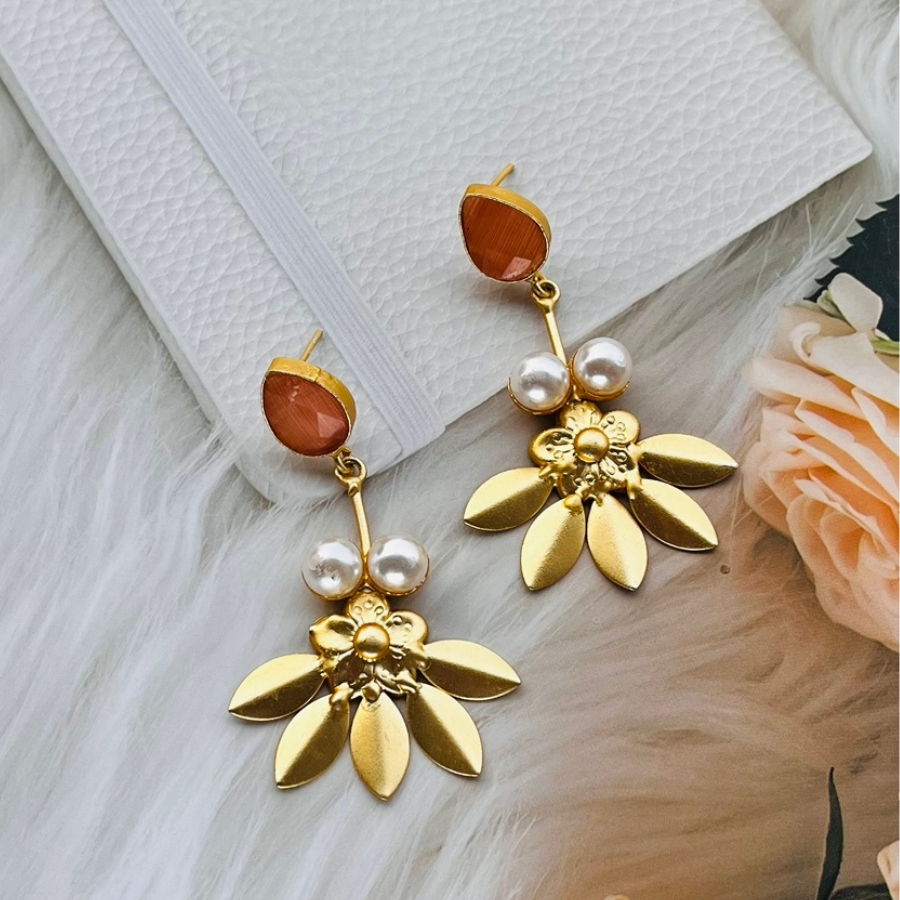 Peach Floret Monalisa Earring
