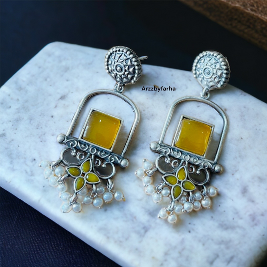 Aliza Dangler Earrings