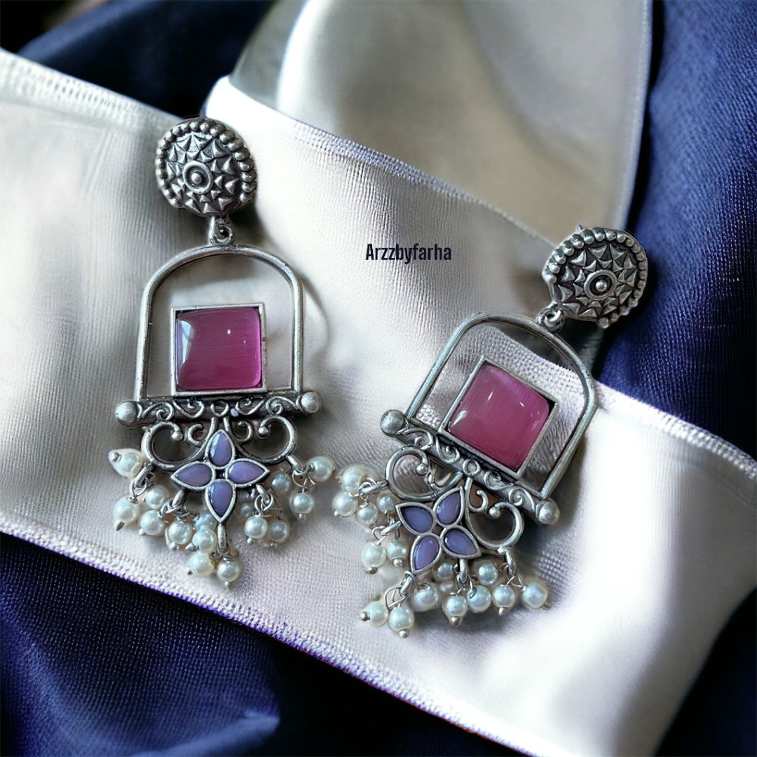 Aliza Dangler Earrings
