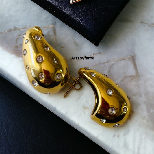Luxe AD Studded Teardrop Earrings
