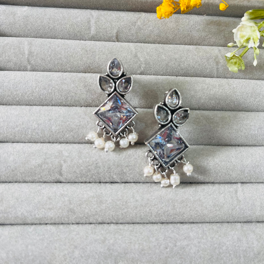White Crystal Stone Studs Earring