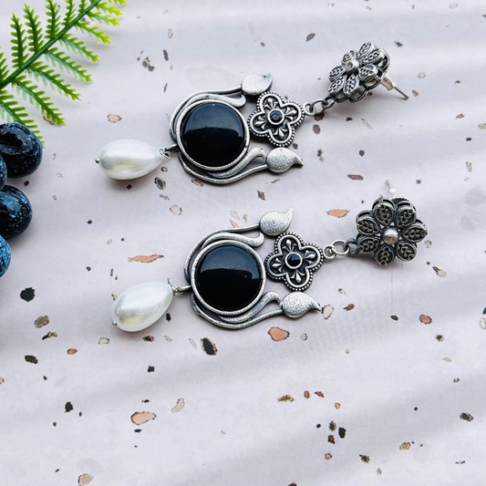 Silver Plated Monalisa Stone Pearl Drop Earrings