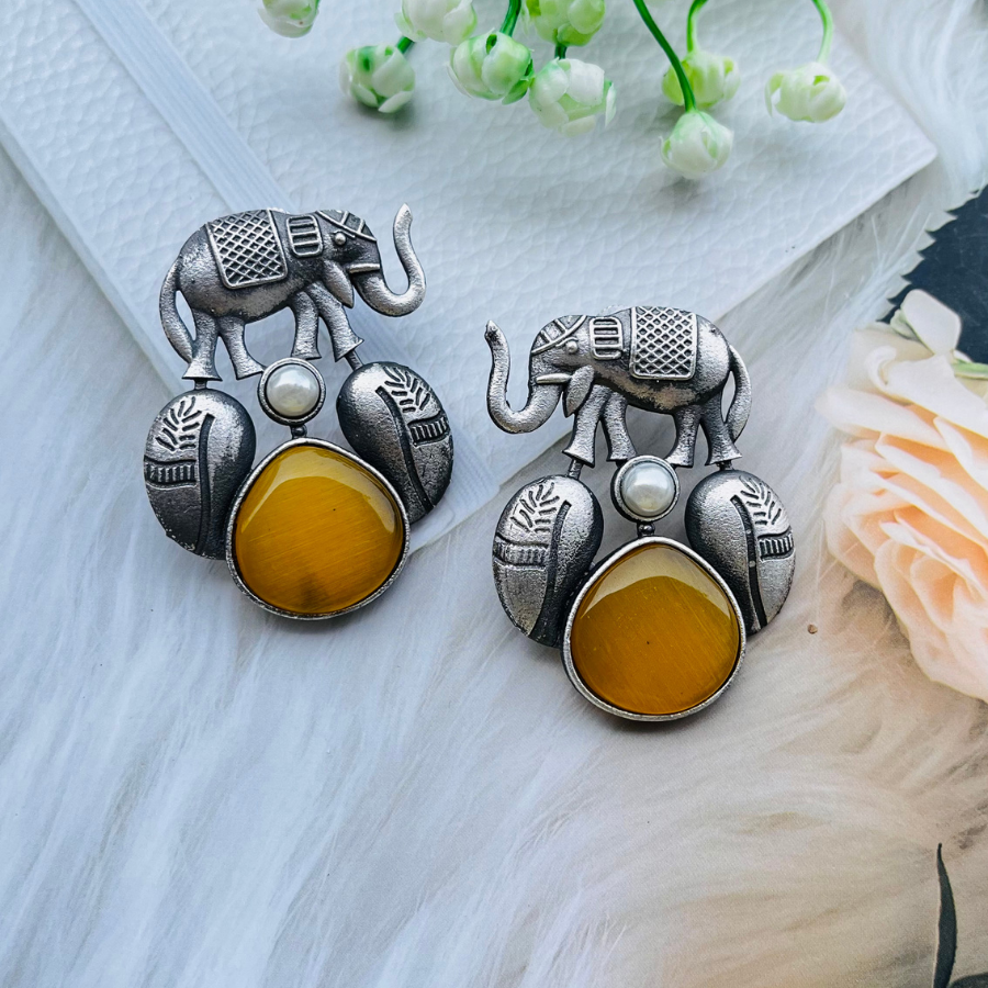 Elephant Yellow Studs