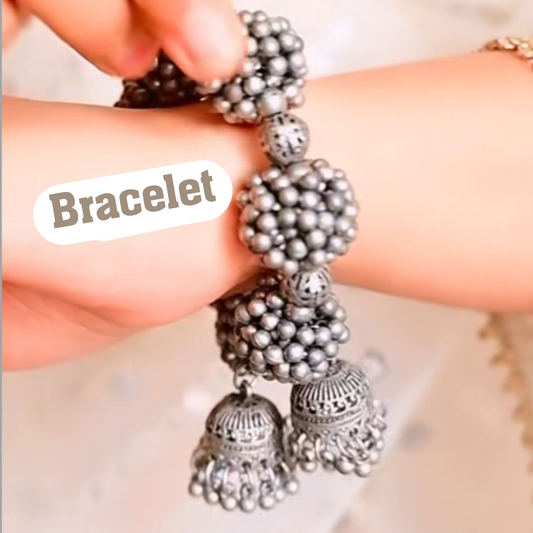 Gajra Cum Ghunghroo Bracelet