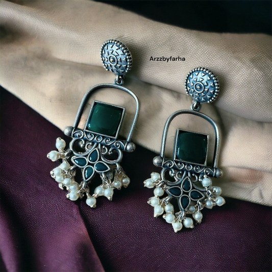 Aliza Dangler Earrings