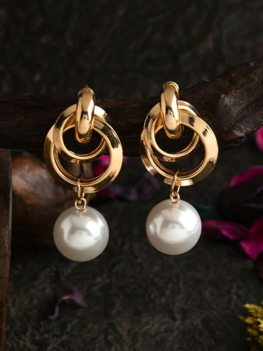 Interlinked Dual Round Shaped With Dangling Pearl Drop Earring
