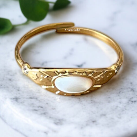 18K Gold Natural Shell Ring