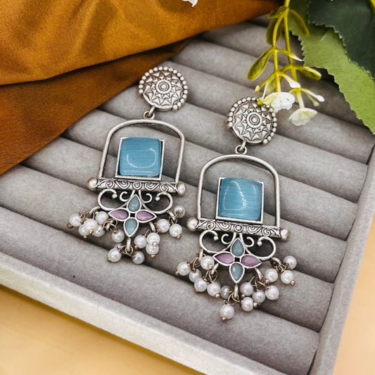 Aliza Dangler Earrings