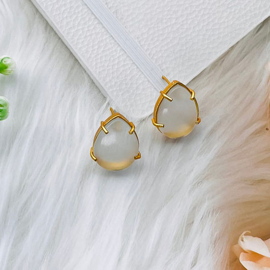 White Monalisa Stone Studs Earrings