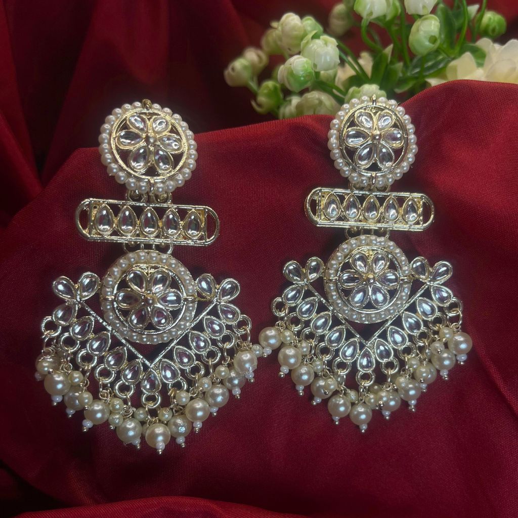 Off White Kundan Earrings