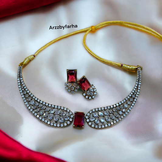 Kainaat Choker Necklace Set