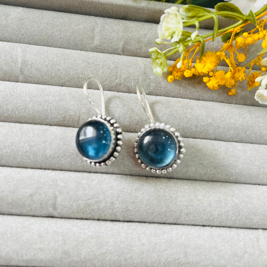 Monalisa Stone Hook Earring