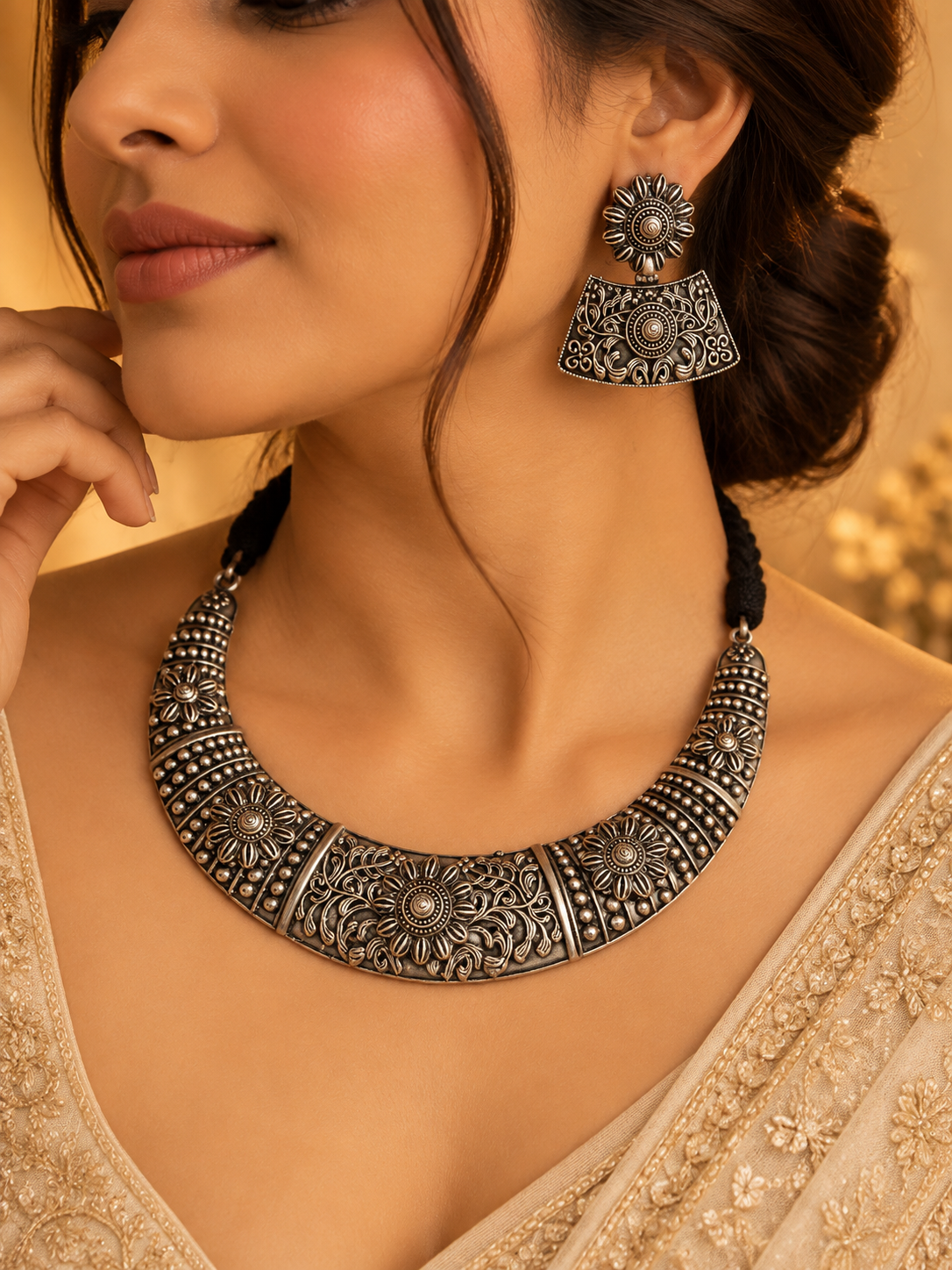 Dual Tone Necklace Set