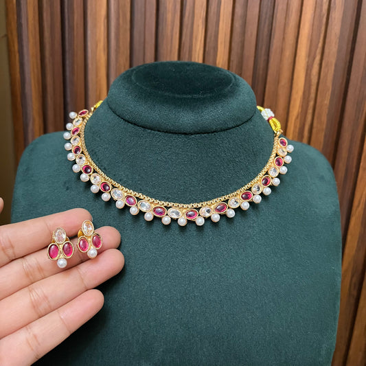 Gold Pearl Sleek Necklace Set