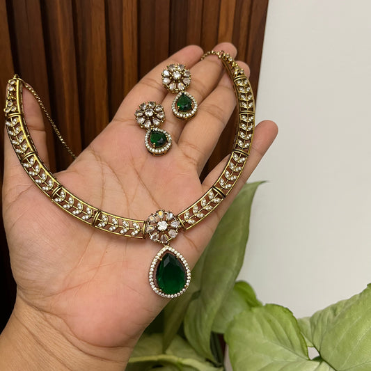 Green Stone Hasli Necklace Set