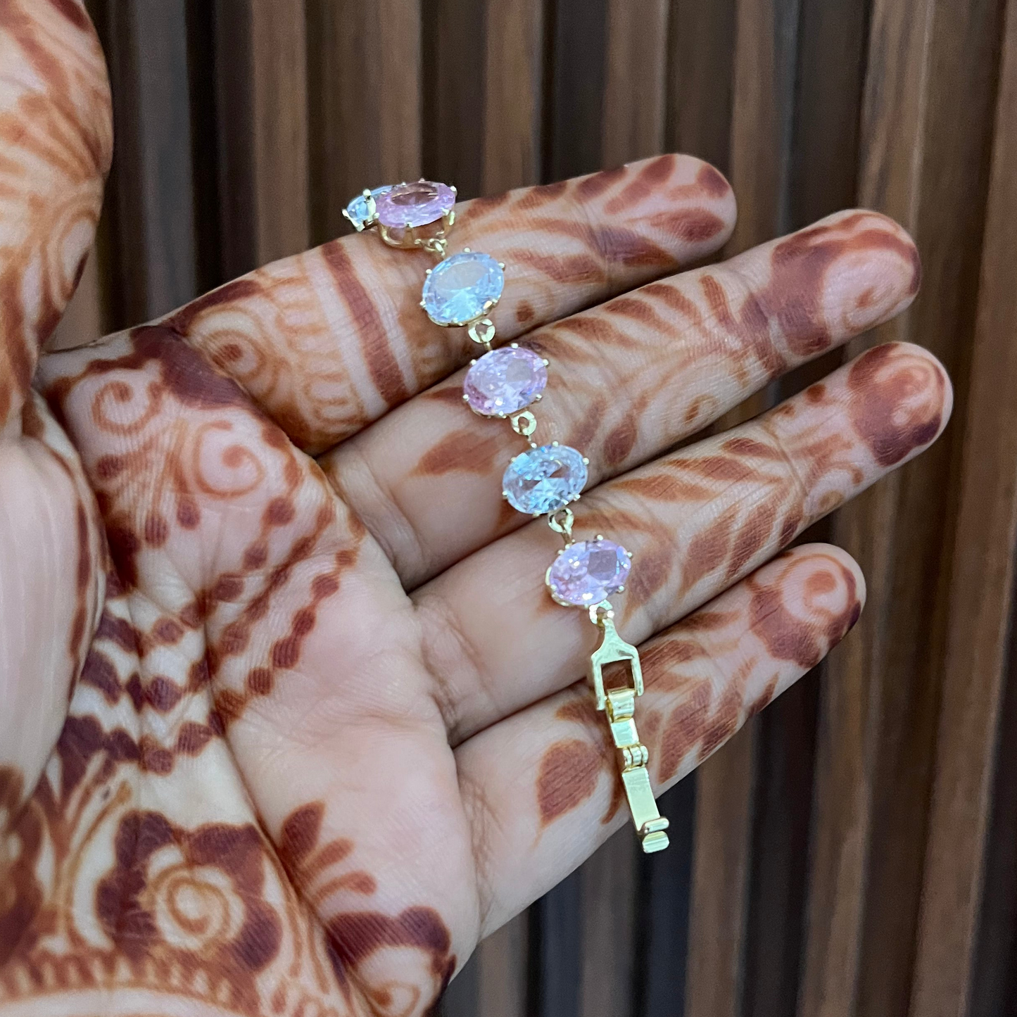 Gold Polish Stone Chain Bracelet