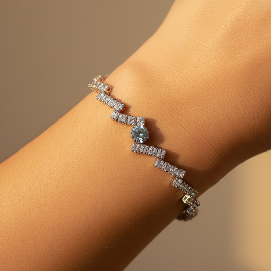 White Solitaire Chain Bracelet