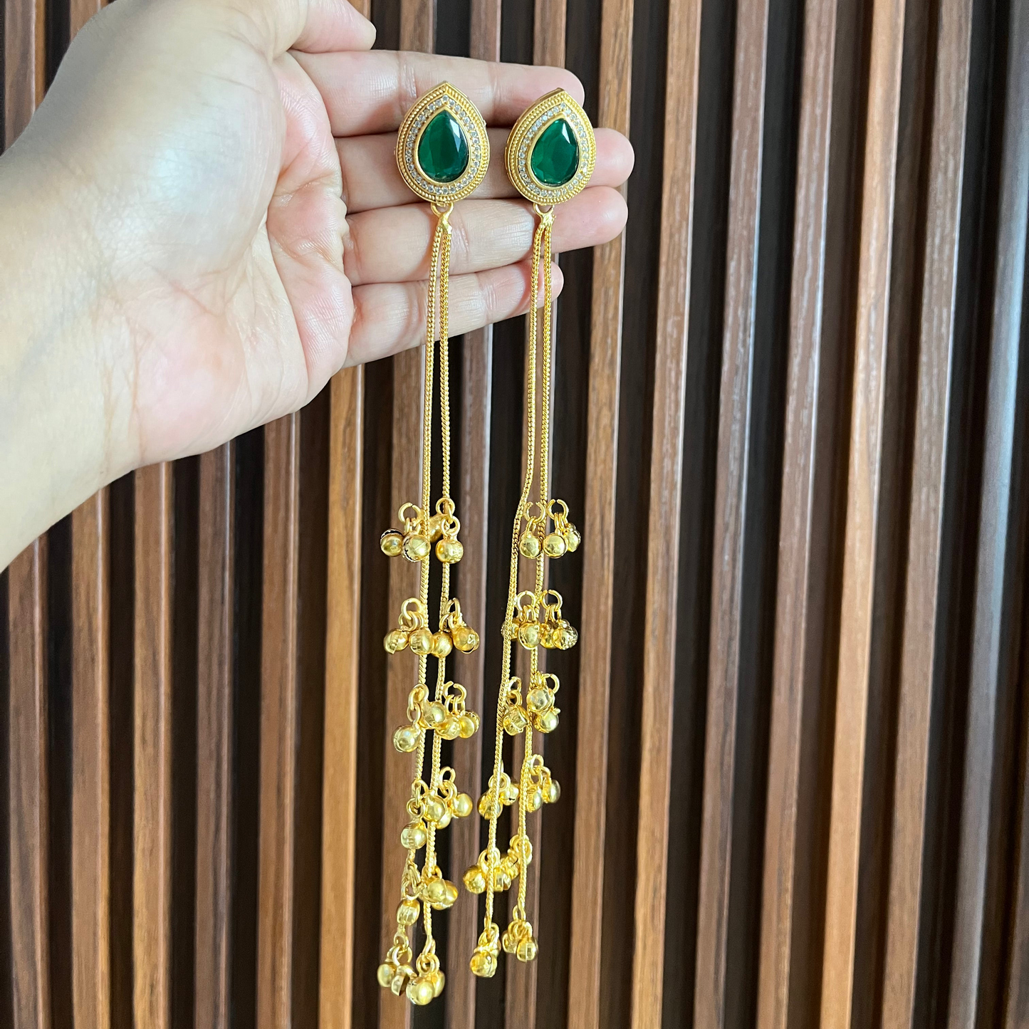 Stone Sleek Kashimiri Earrings