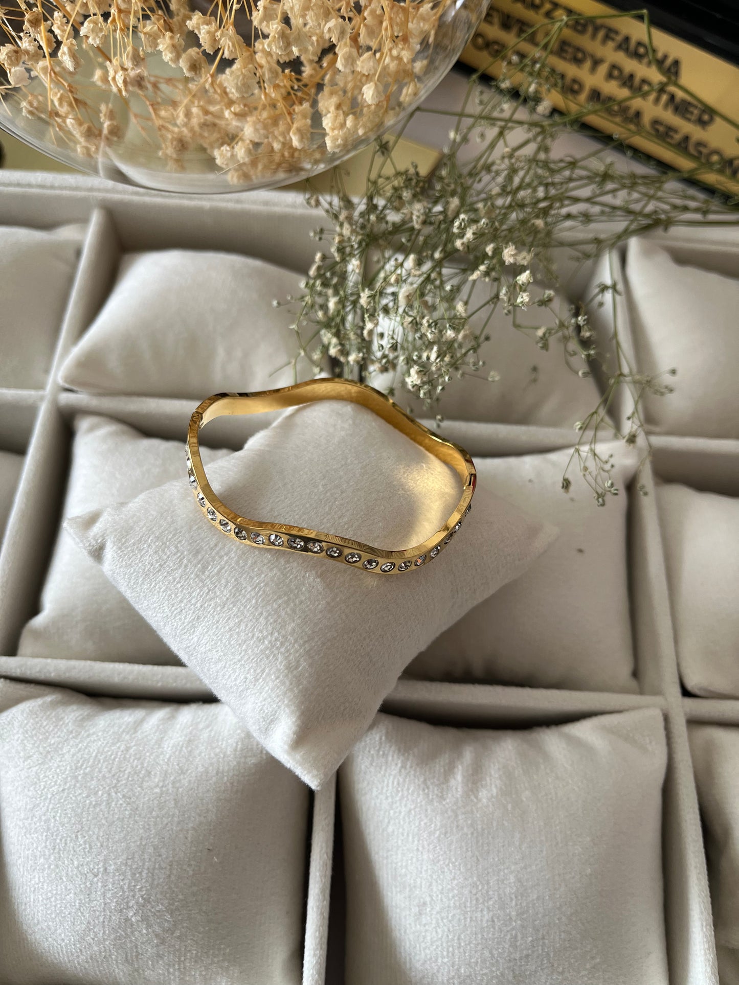 Jig Jag Cuff Bracelet