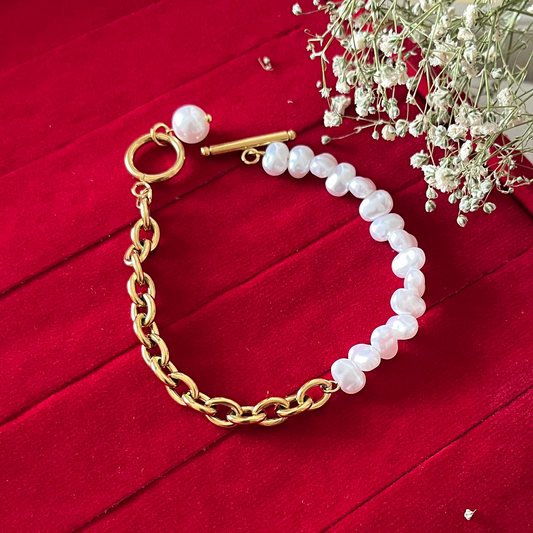 Pearl Gold Chain Bracelet