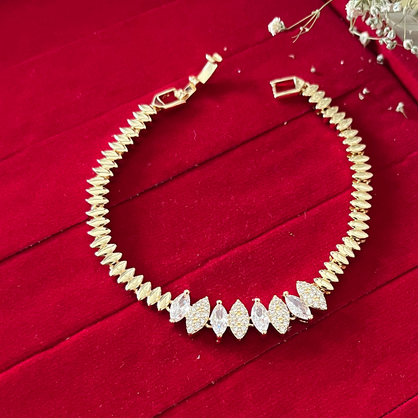 Diamond Gold Chain Bracelet