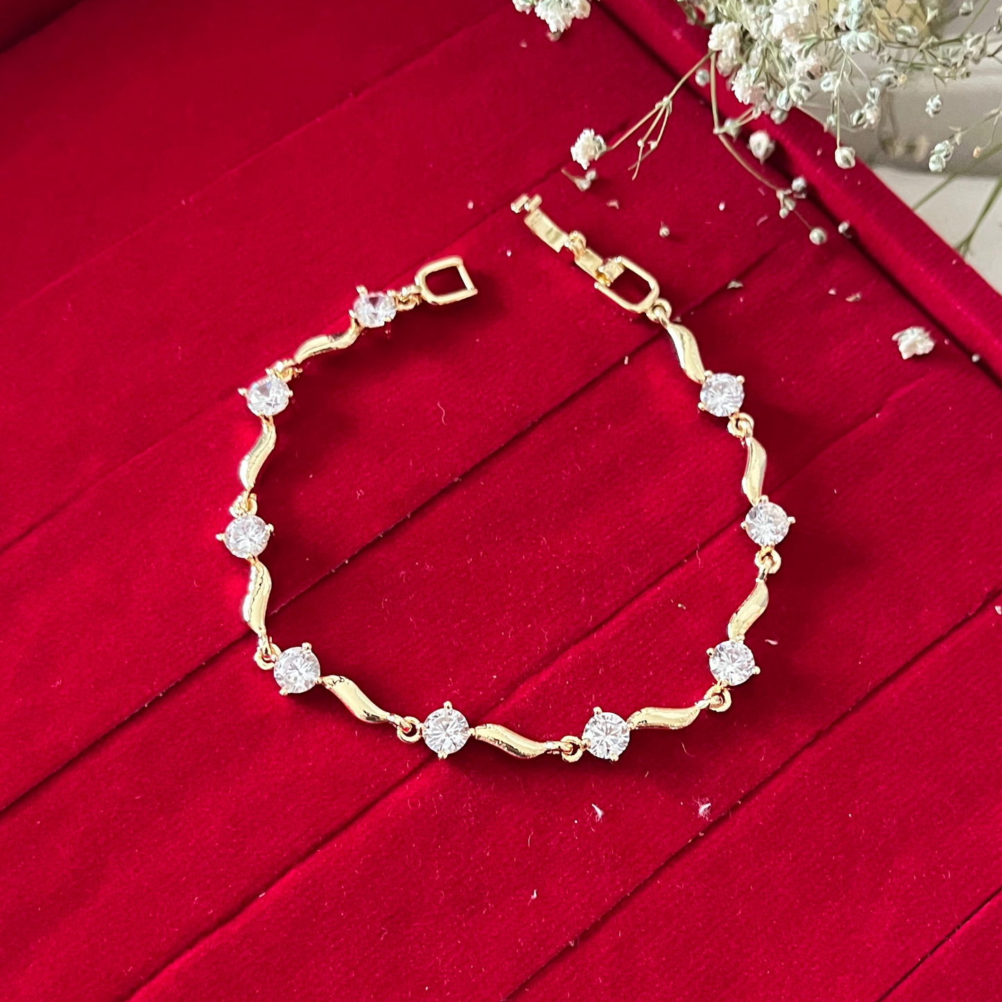 Diamond Gold Chain Bracelet