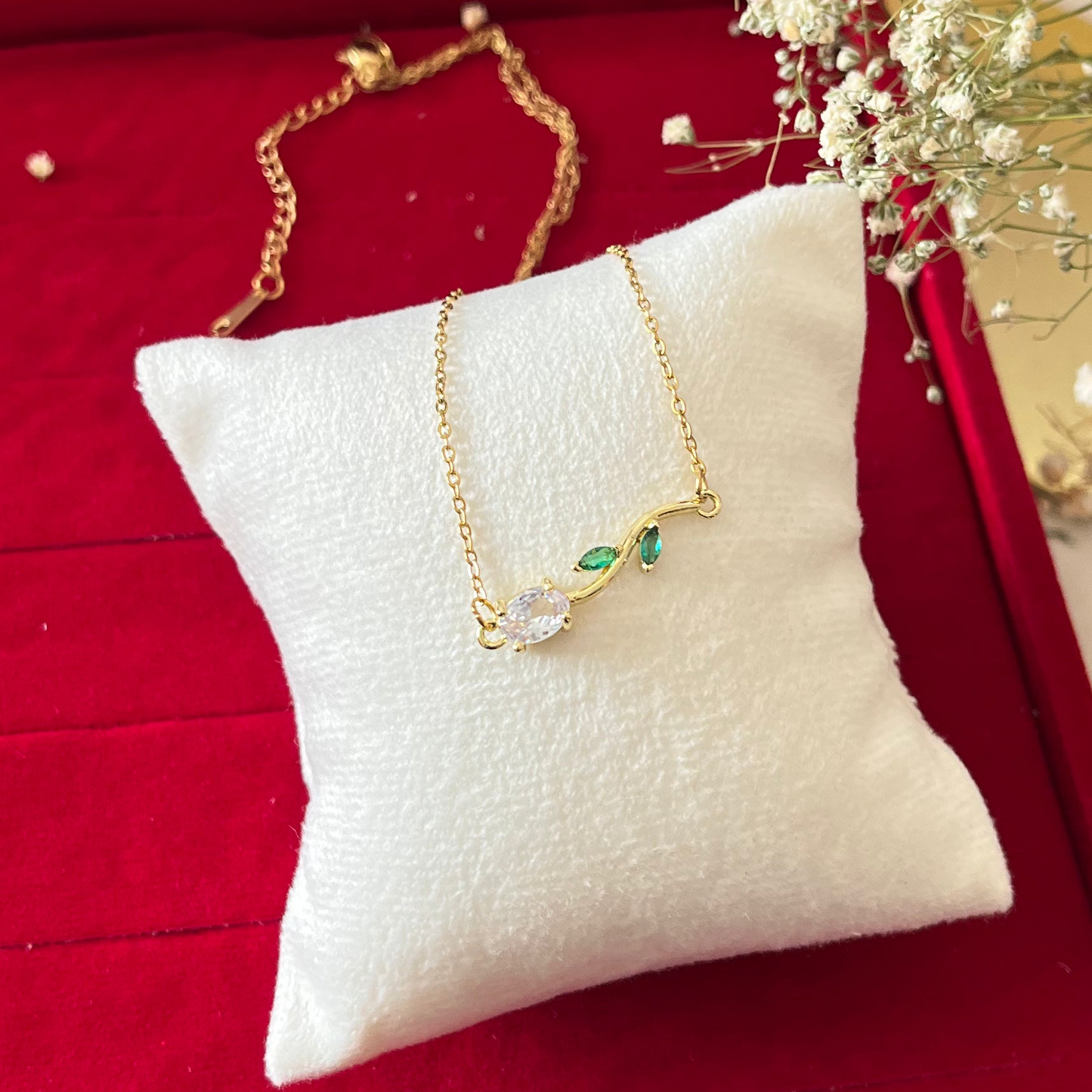 Tulip Chain Necklace