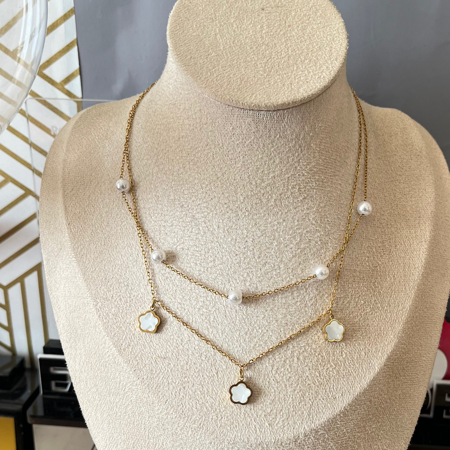Pearl Clover Chain Necklace
