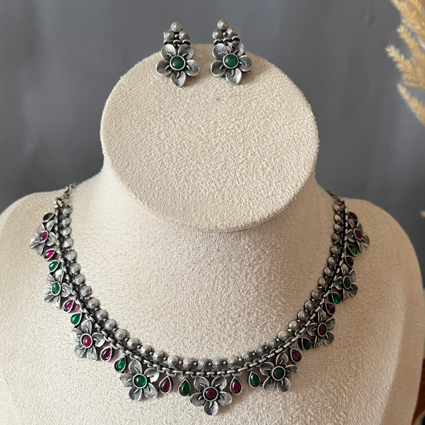 Multicolor Flower Necklace Set