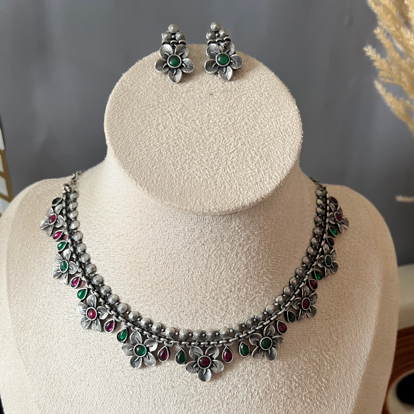 Multicolor Flower Necklace Set