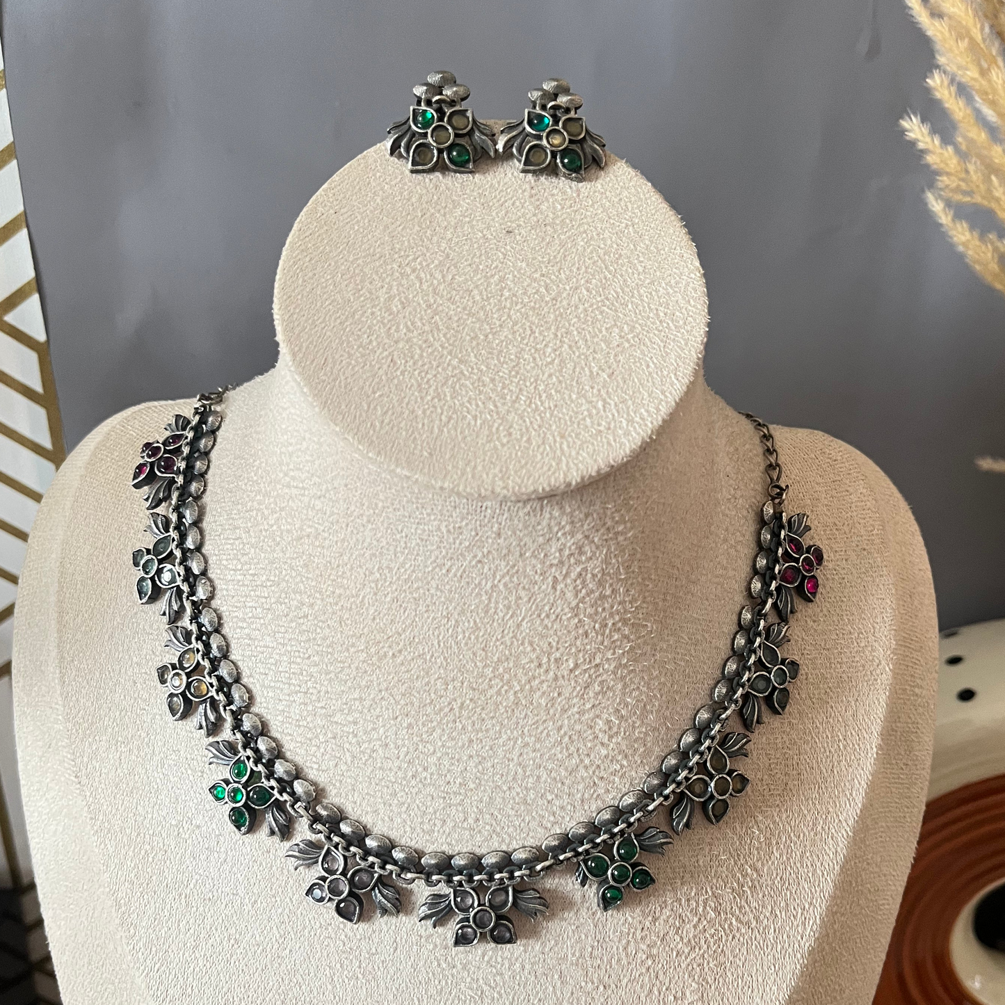 Multicolor Flower Necklace Set