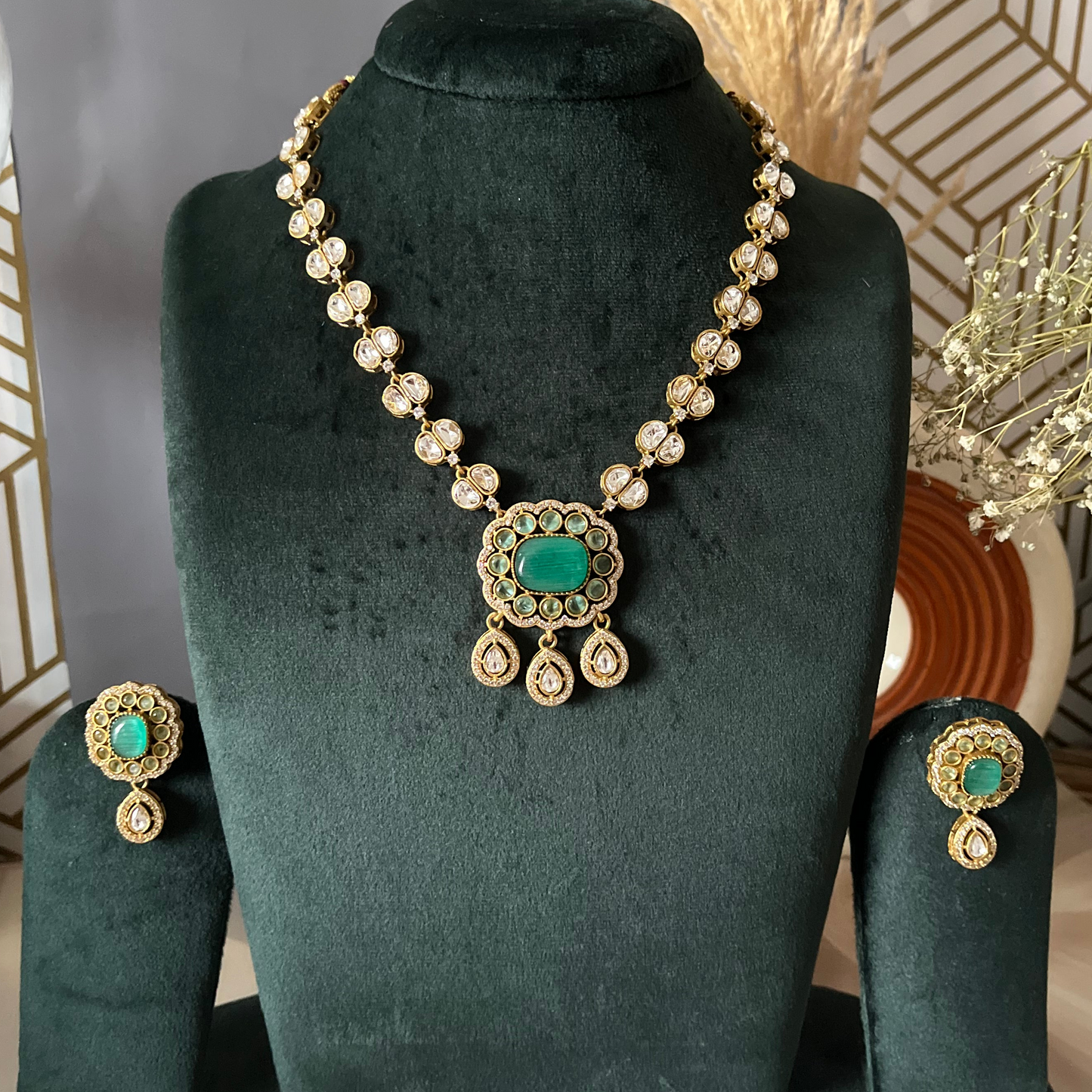 Monalisa Stone Moissanite Necklace Set