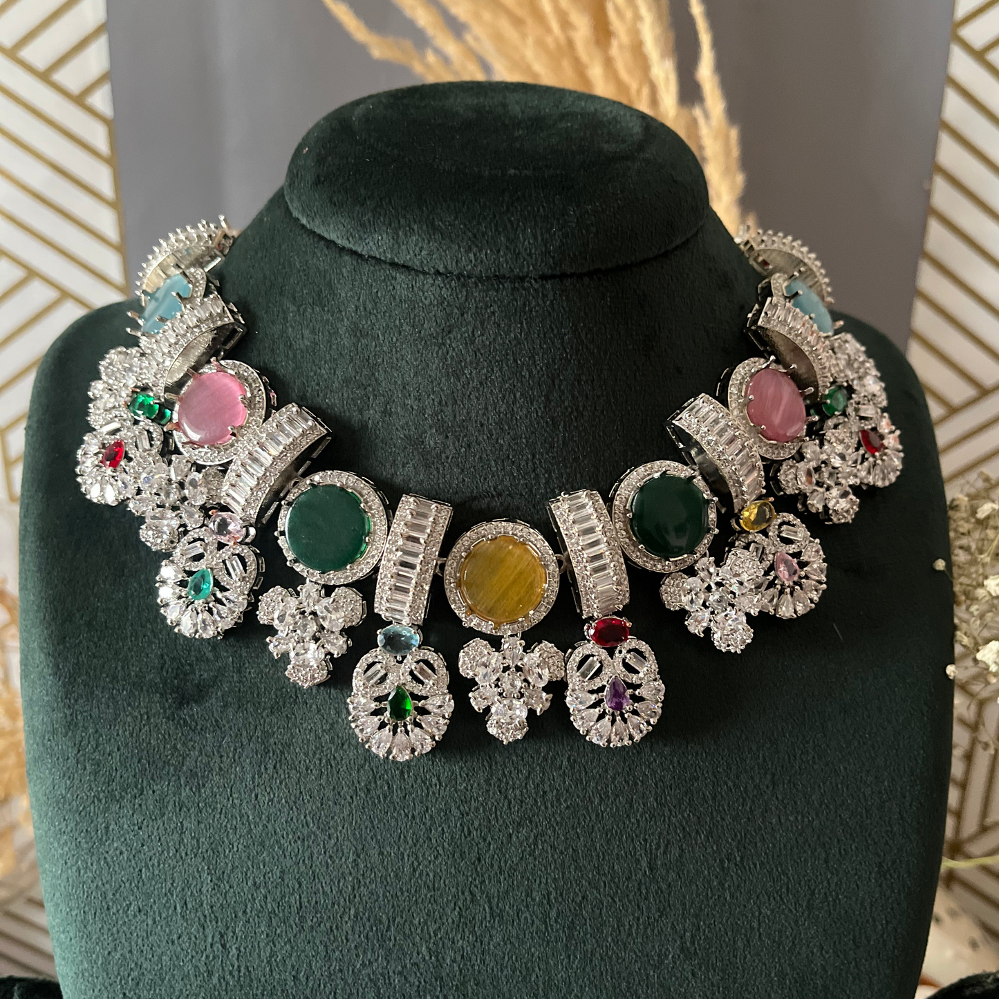 Monalisa Stone Necklace Set