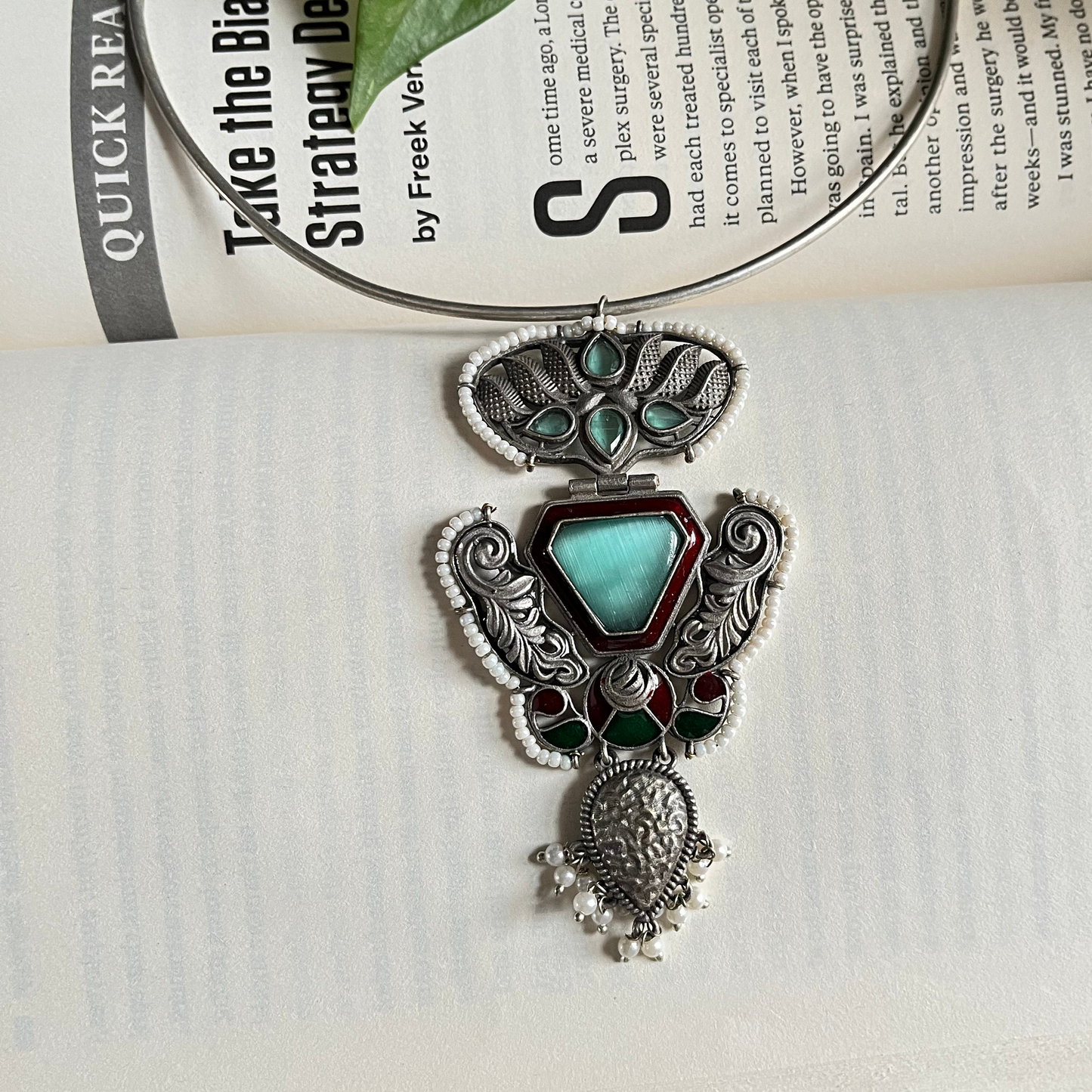 Mint Stone Hasli Necklace Set