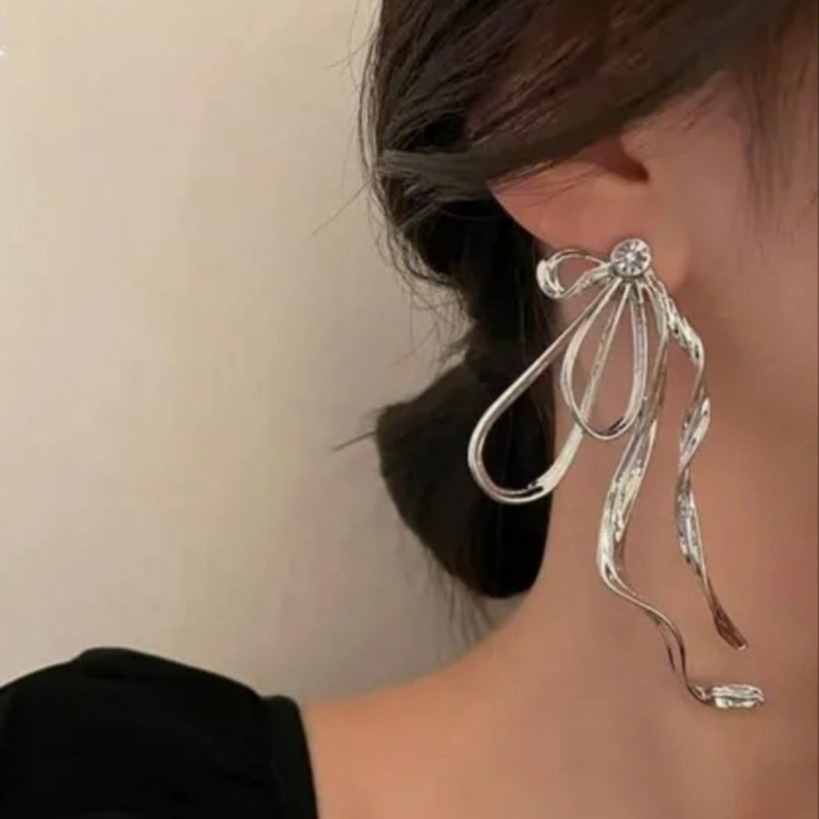 Nancy Silver Drop Earrings