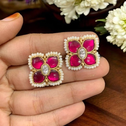 Pachi Kundan Flower Studs Earrings