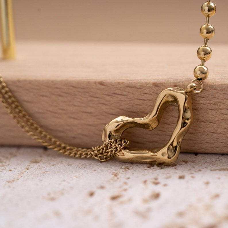 Gold Heart Chain Bracelet