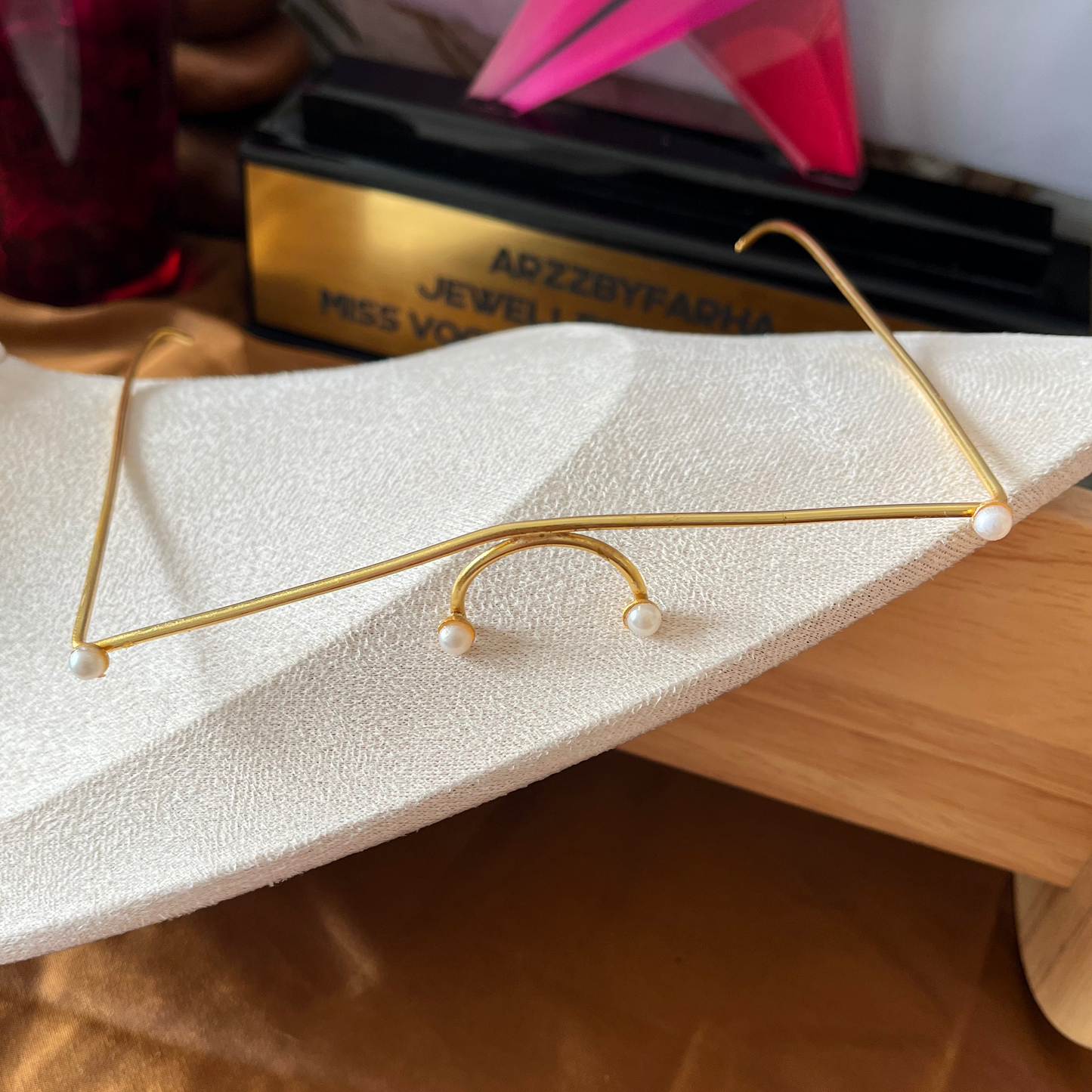 Gold Pearl Facelets