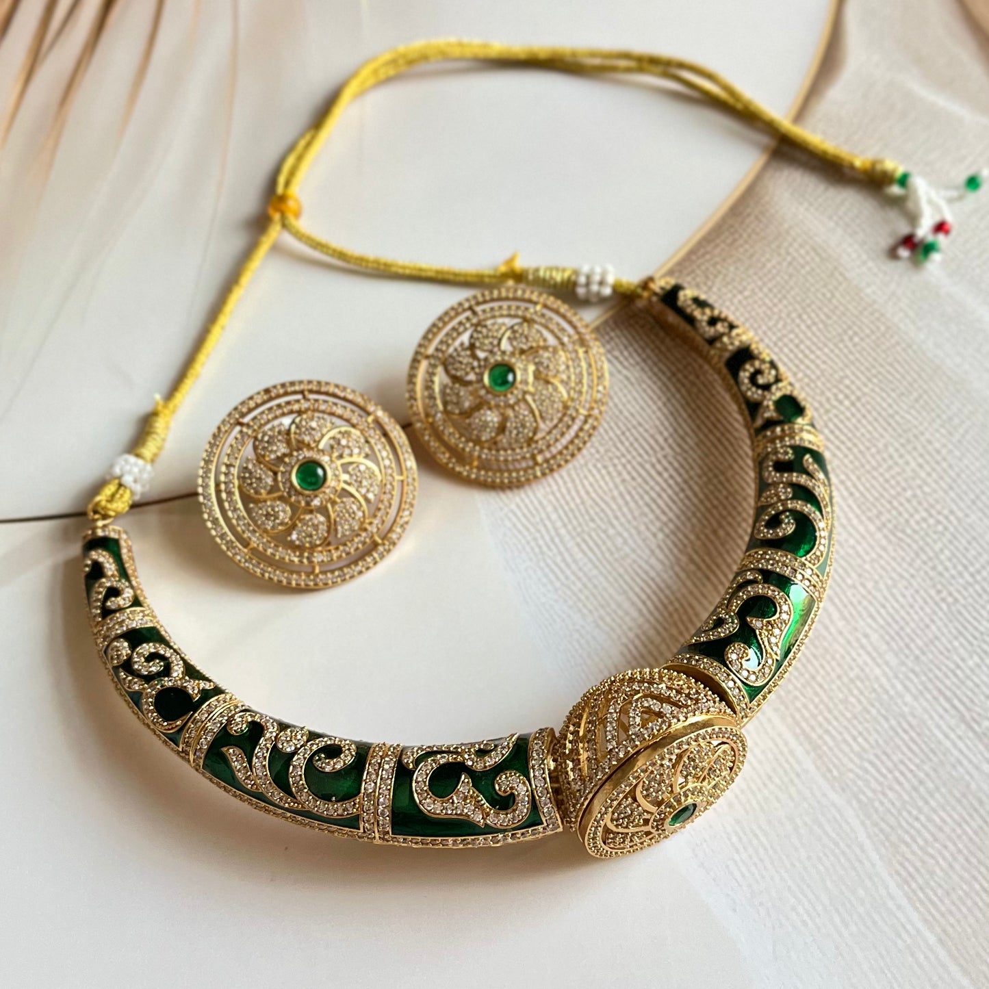 Statement Fusion Hasli Necklace Set