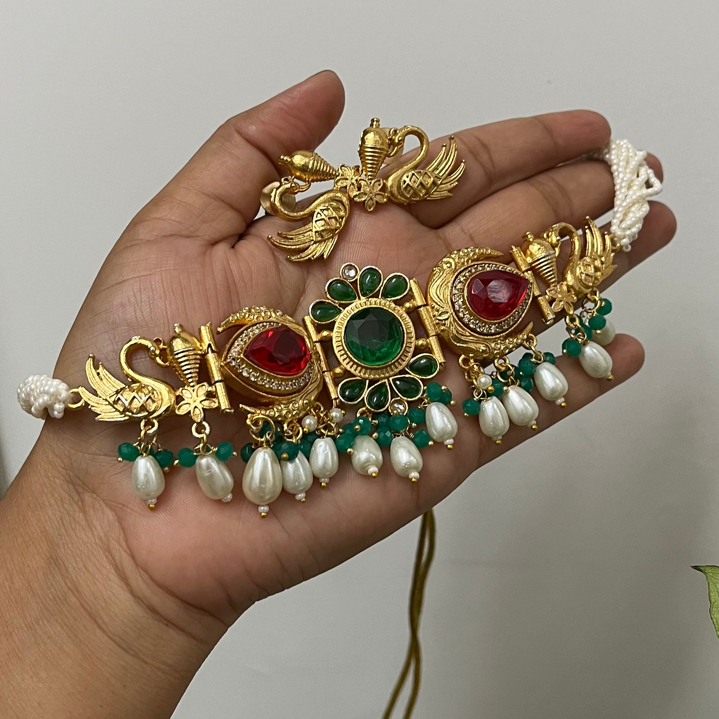 Stone Pearl Necklace Set