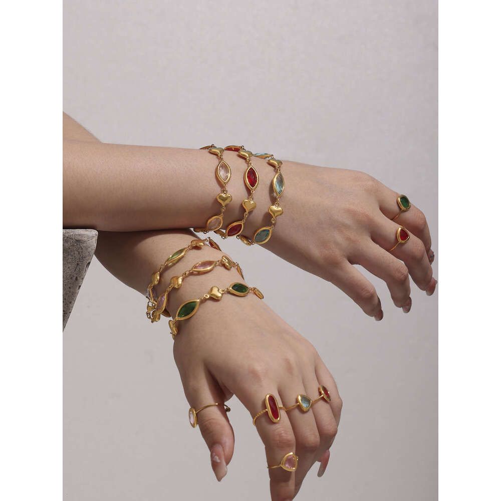 Green Marquise Cut Stone Heart Chain Bracelet