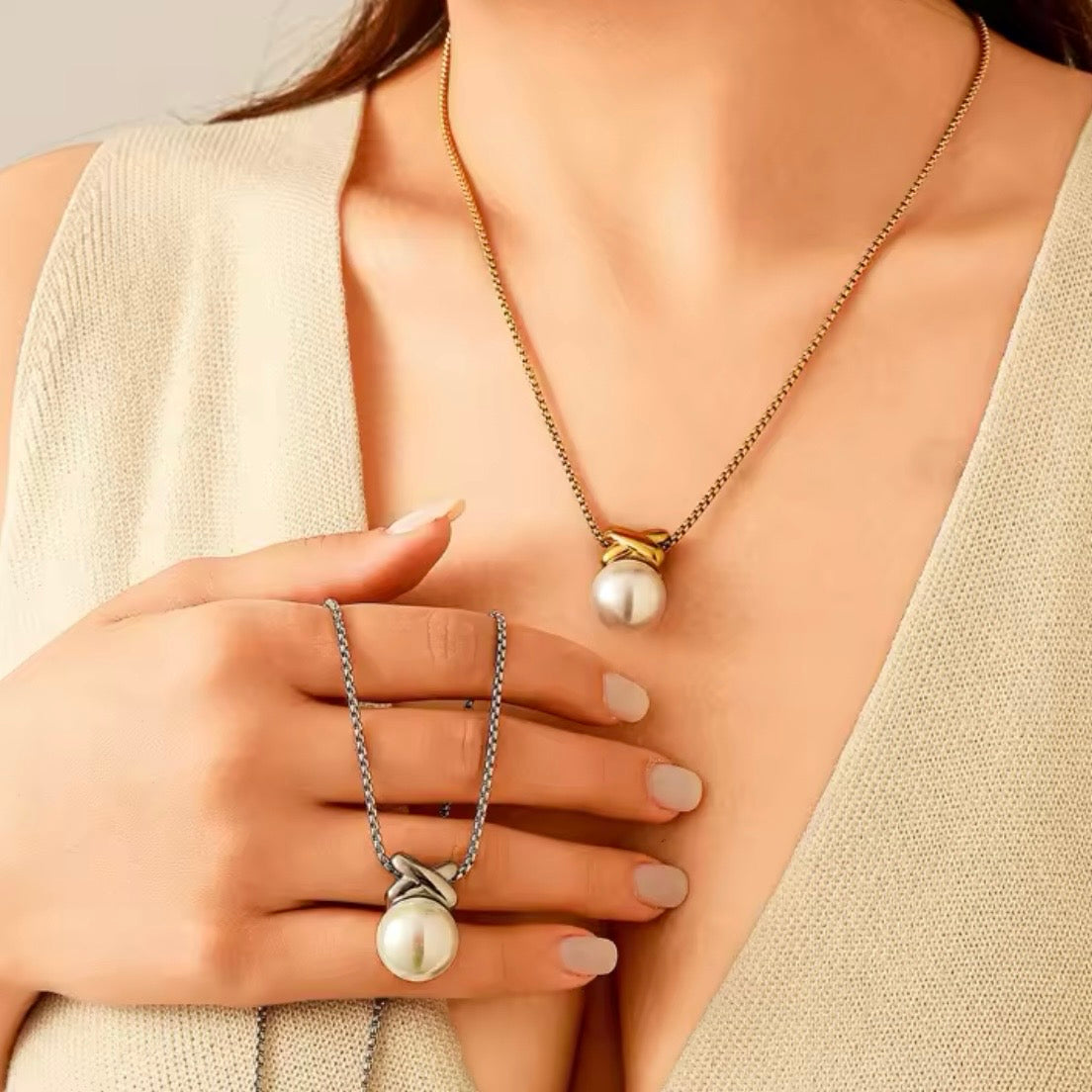 Big Pearl Gold Chain Necklace