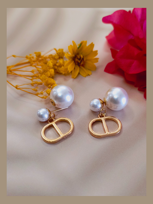 Pearl Stud Earring