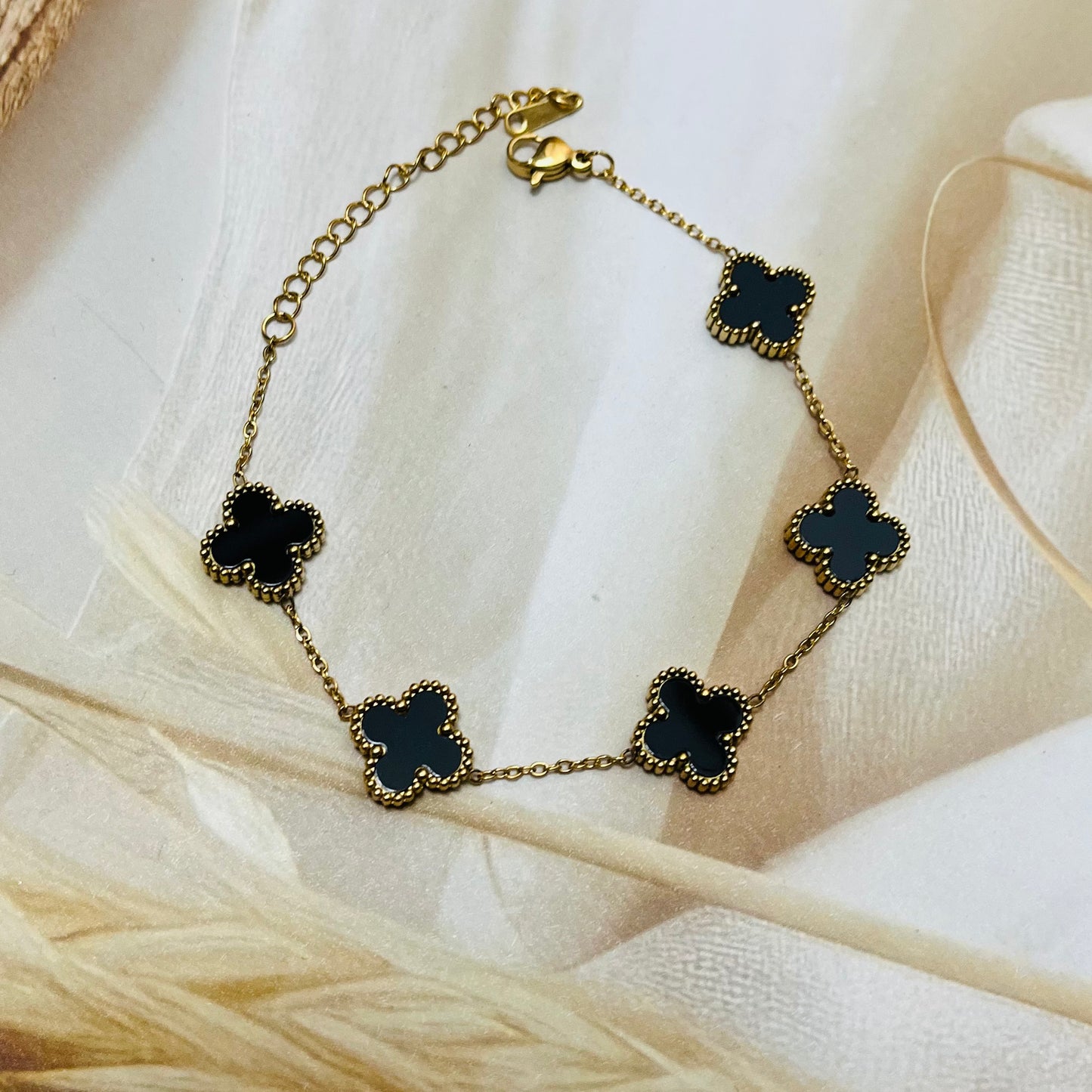 Black Clover Chain Bracelet