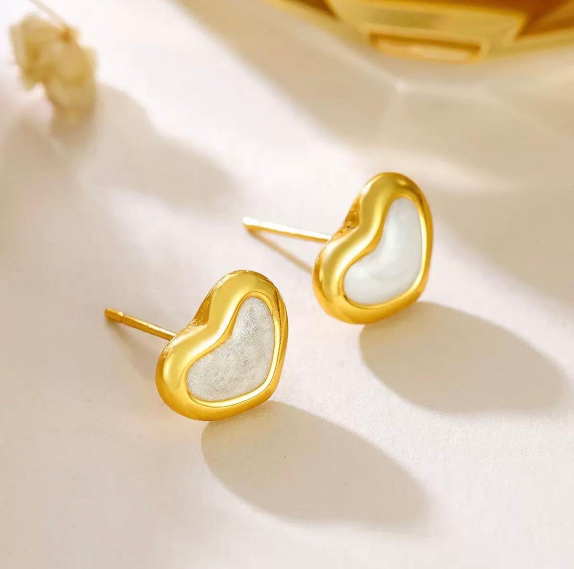 White Heart Studs Earring