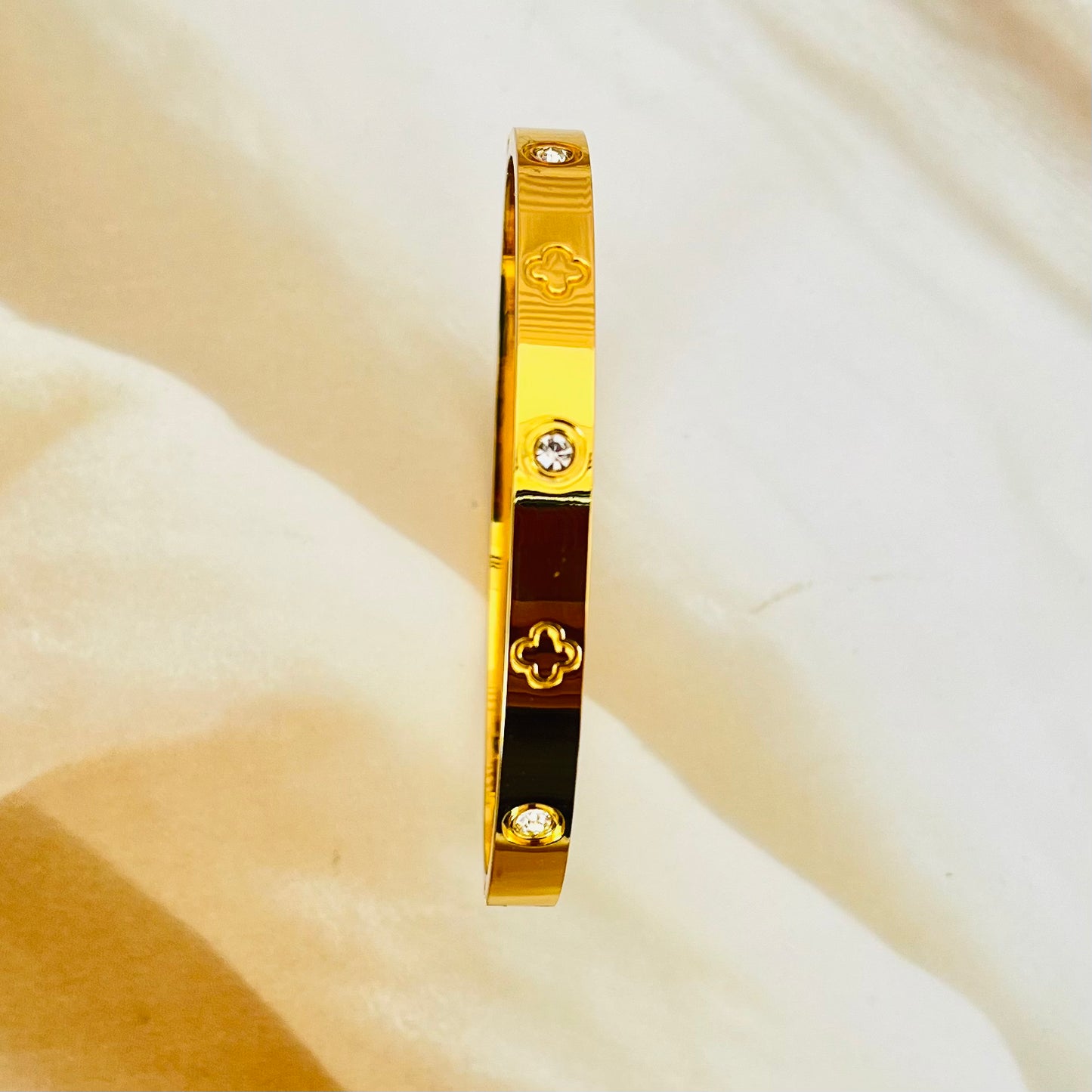Clover & Zircon Studded Bangle Bracelet